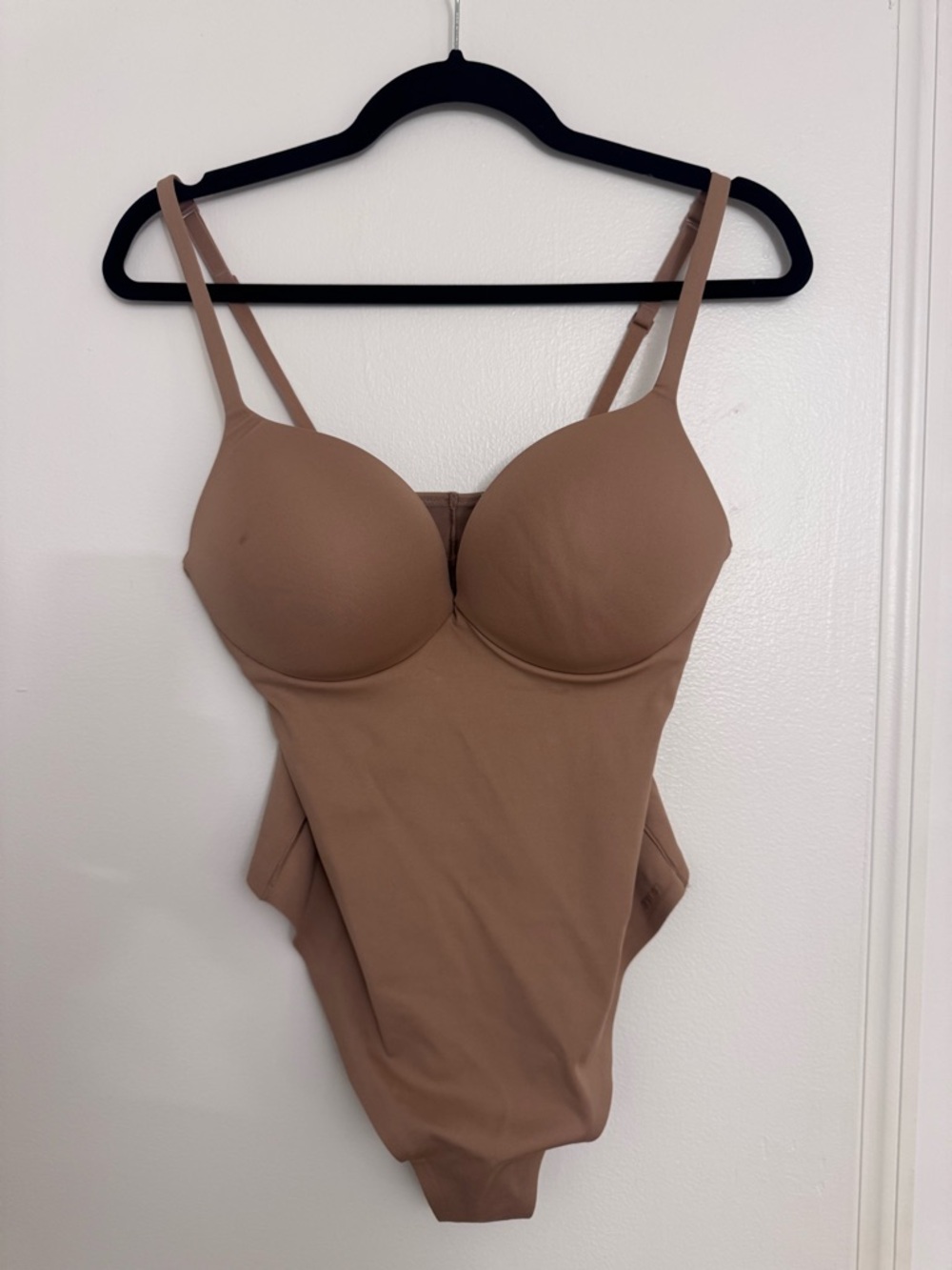 SKIMS Shaping Bodysuit in Light Tan
